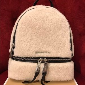 SUPER CUTE MICHAEL KORS